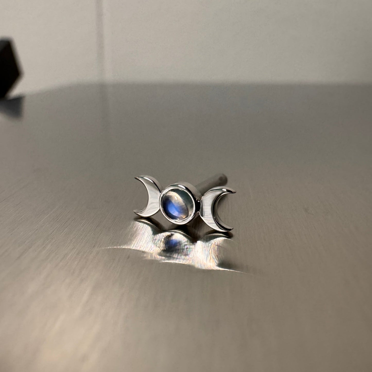 BVLA 14k Solid White Gold Threaded 14/12 Gauge 3mm Rainbow Moonstone Goddess Moon End