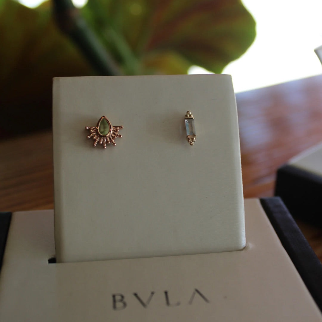 BVLA 14k Solid Rose Gold Threaded 18/16 Gauge 4x2.5mm Sandblasted Peridot Borderline End