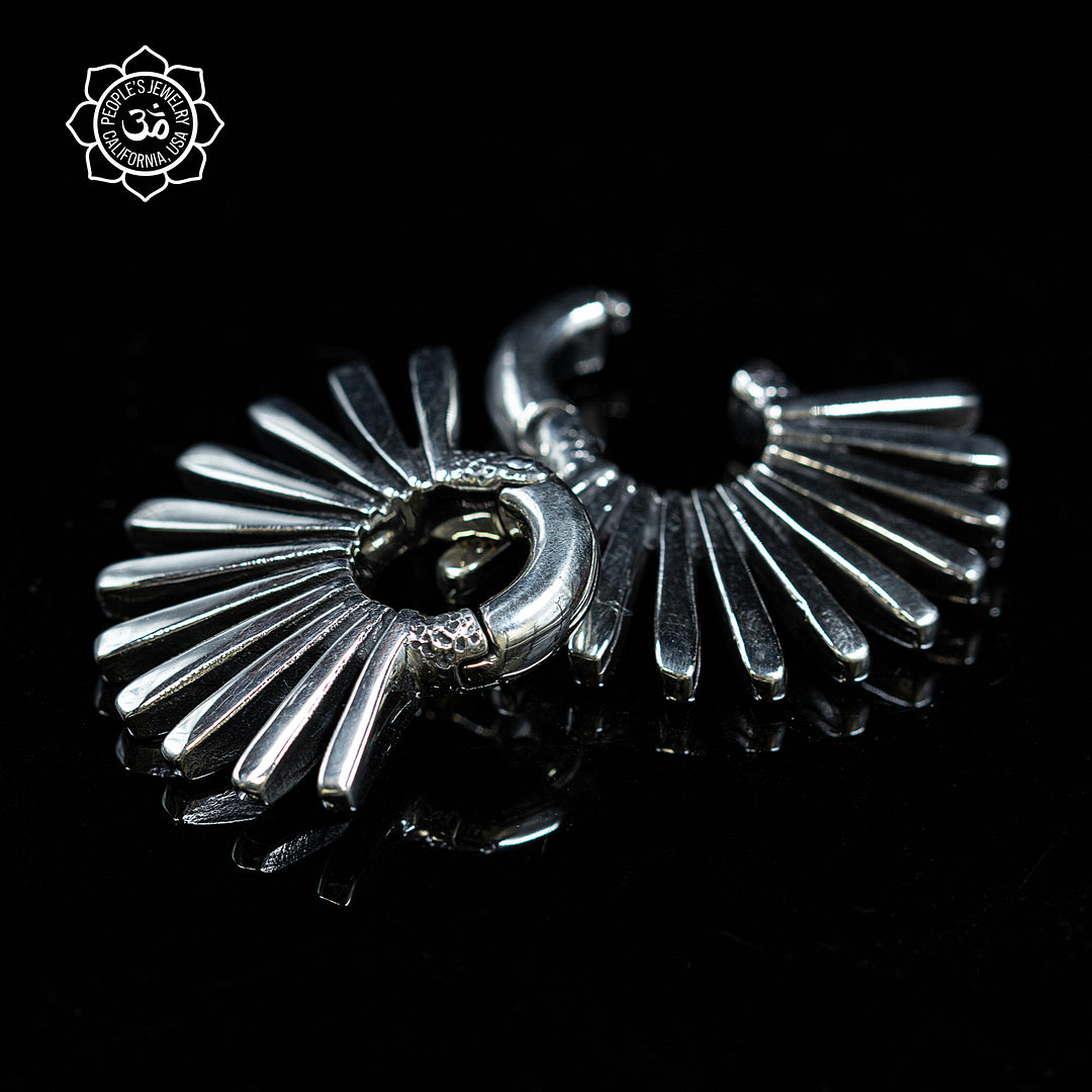 People's Jewelry White Brass Fan Clickers (Pair)