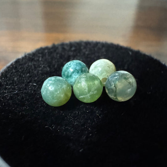 Boomerang Captive Beads