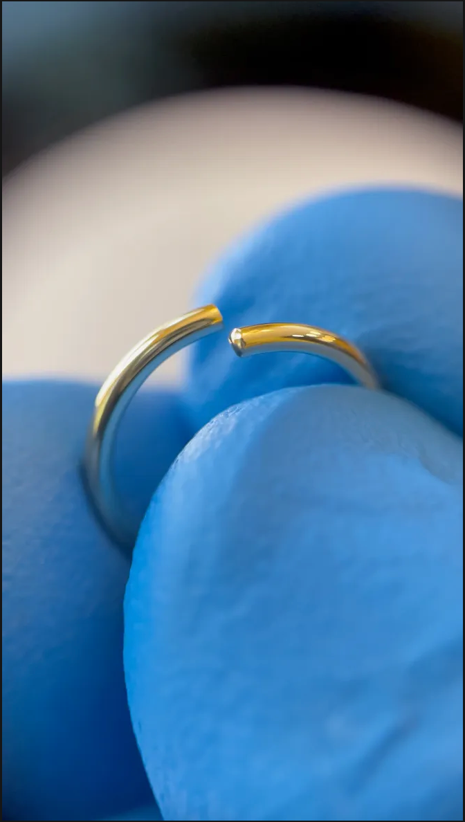 Cinch Niobium Teardrop Ball and Cup Seam Rings