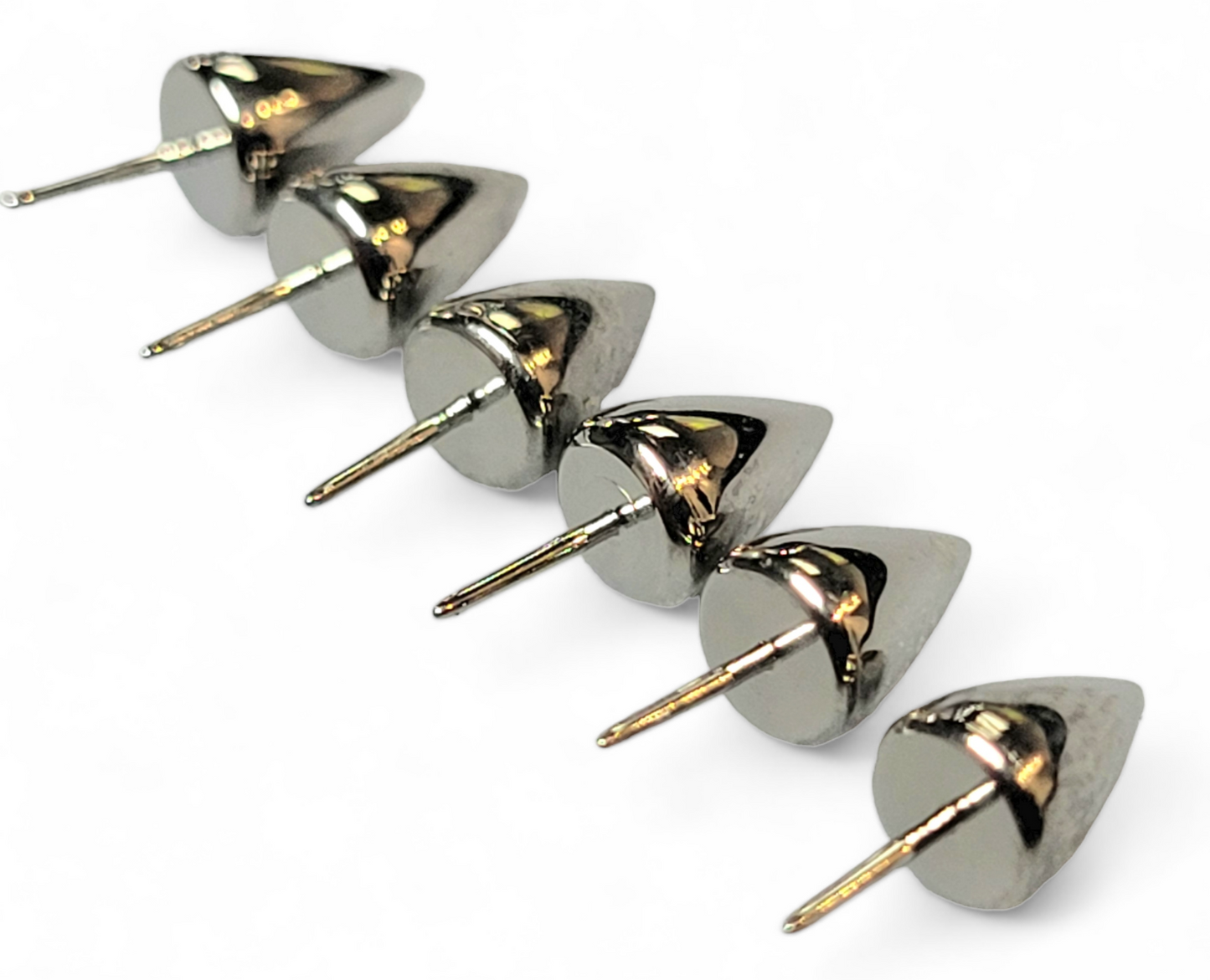 Body Circle Designs Titanium Spike Ends