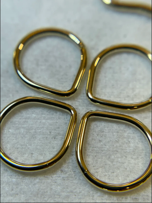 Cinch Niobium Teardrop Ball and Cup Seam Rings